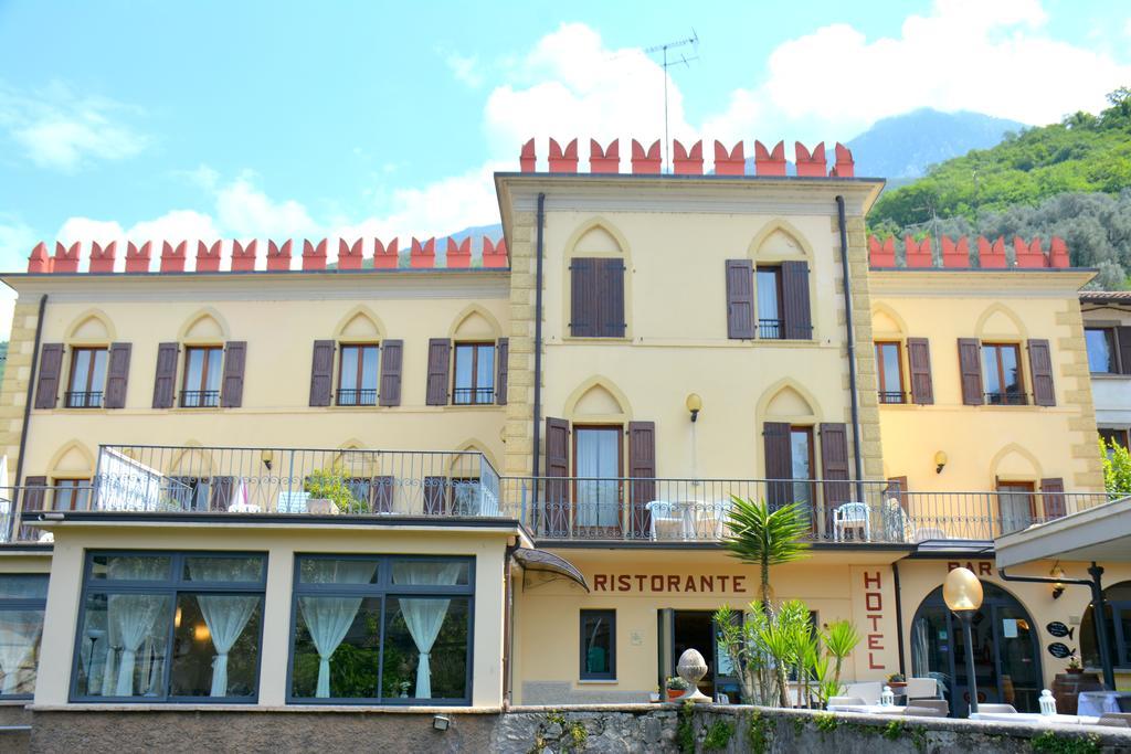 Hotel E Ristorante Cassone Malcesine Exterior foto