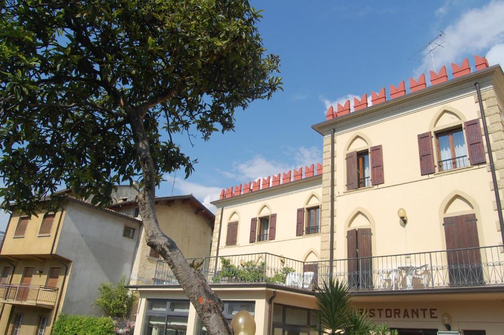 Hotel E Ristorante Cassone Malcesine Exterior foto