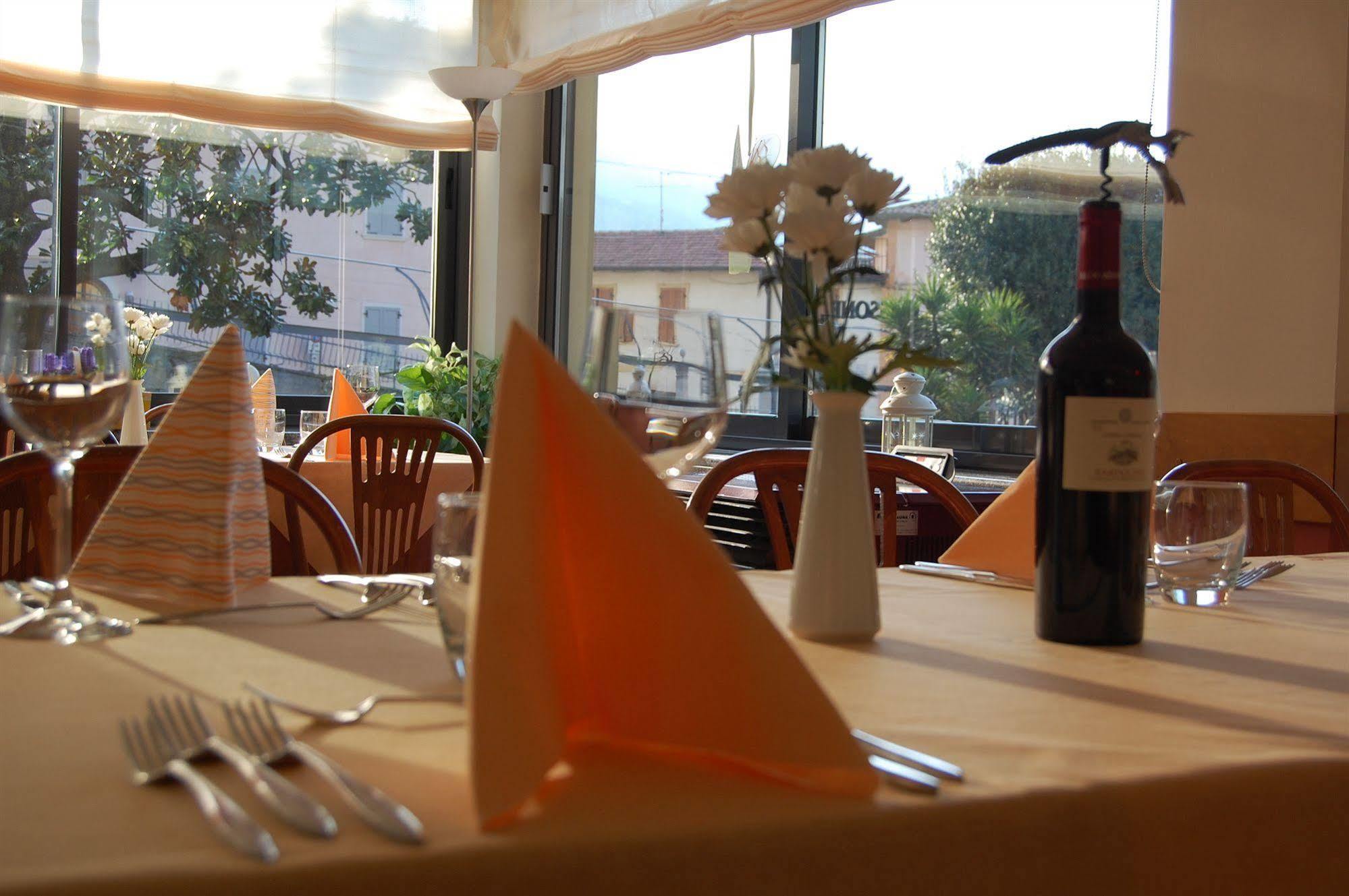 Hotel E Ristorante Cassone Malcesine Exterior foto